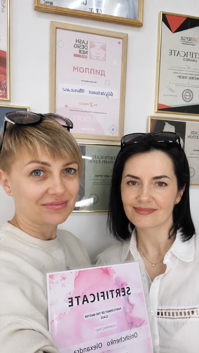 Выпускница курса с сертификатом